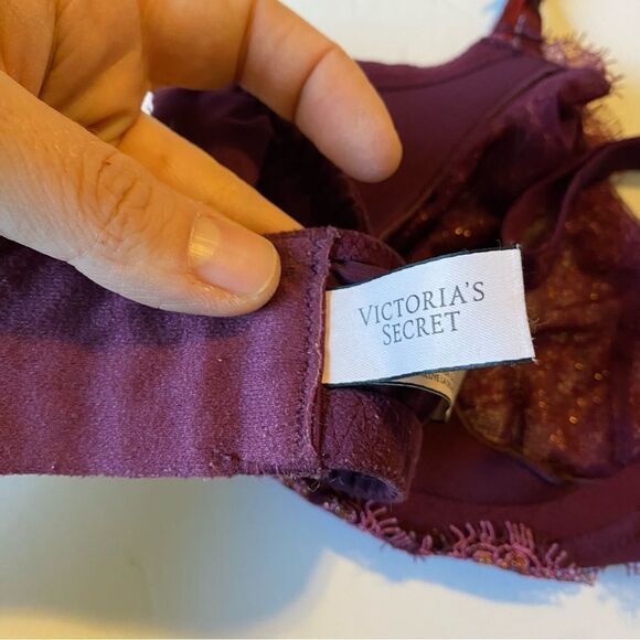 Victoria’s Secret DREAM ANGELS purple Lace Mesh
PUSH-UP WITHOUT PADDING 36DD - Picture 11 of 11